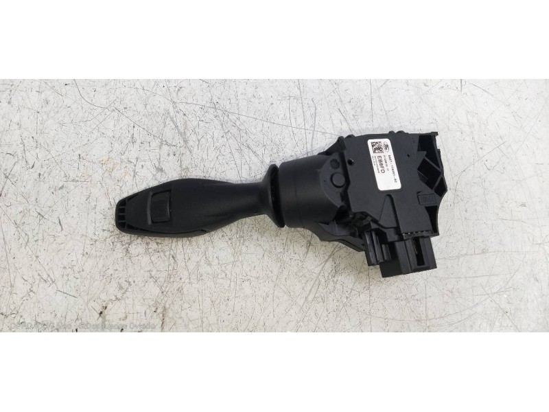 Recambio de mando limpia para ford fiesta (ccn) trend referencia OEM IAM 8A6T17A553AC  