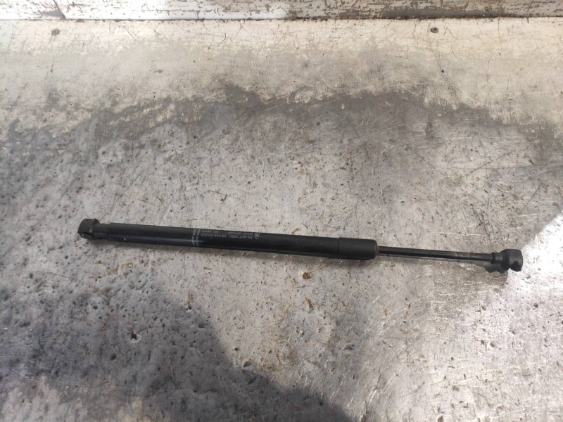 Recambio de amortiguadores maletero / porton para ford ecosport titanium referencia OEM IAM FN1BN400A12AB  