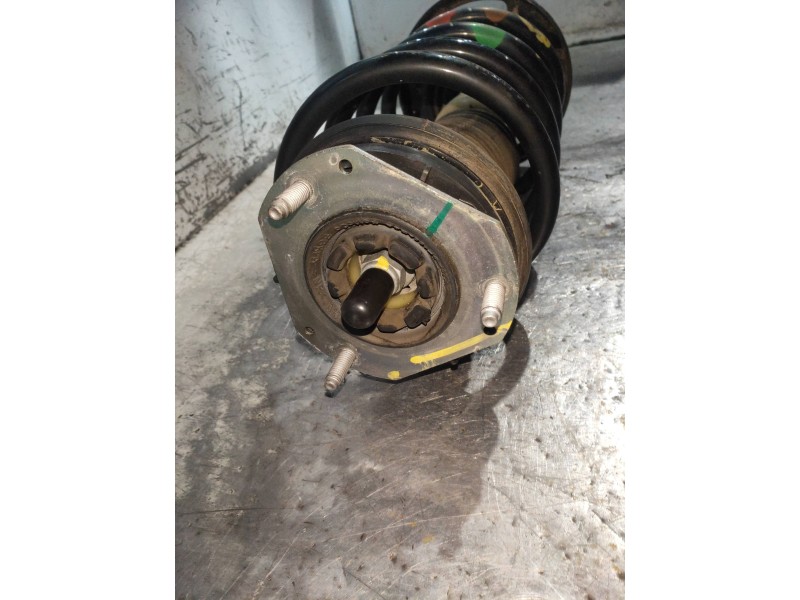Recambio de amortiguador delantero izquierdo para ford ecosport titanium referencia OEM IAM FN1C18K001BB  