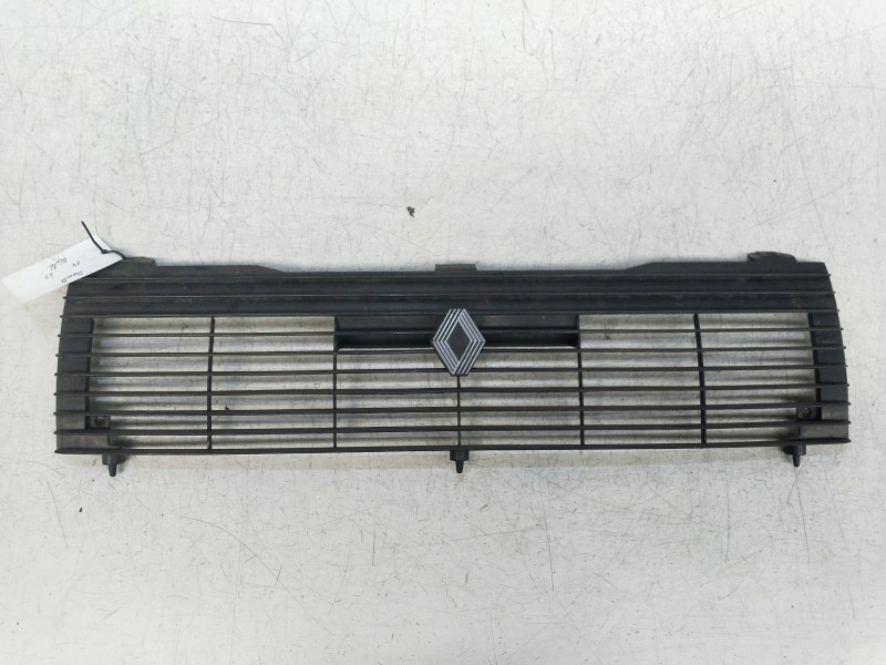 Recambio de rejilla delantera para renault 14 gtl referencia OEM IAM   