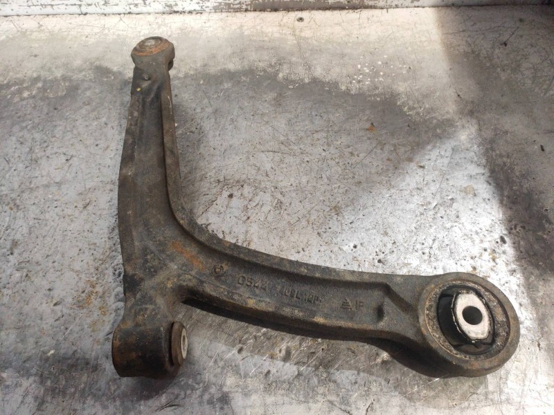 Recambio de brazo suspension inferior delantero izquierdo para ford ka (ccu) titanium+ referencia OEM IAM 50710291  