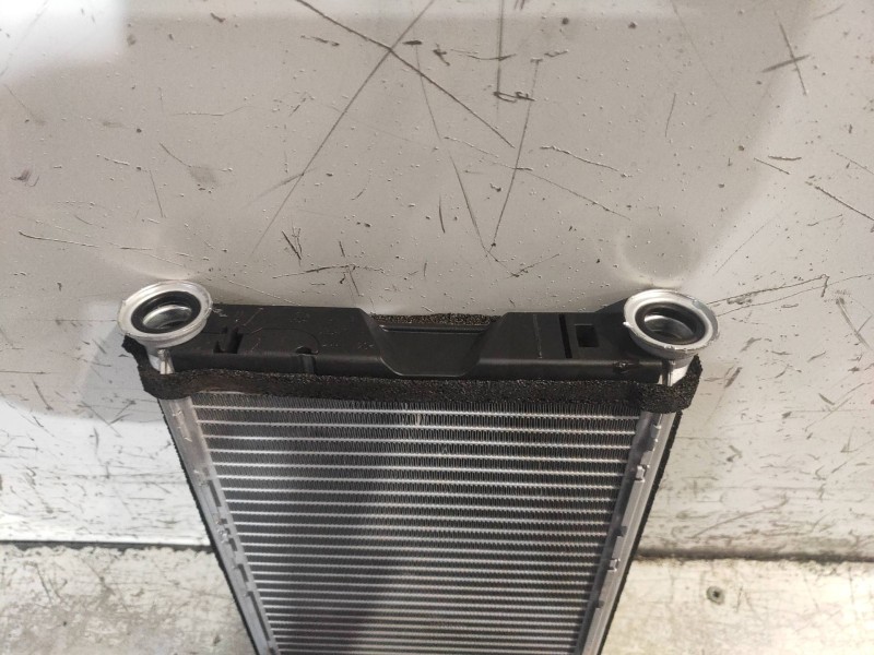 Recambio de radiador calefaccion / aire acondicionado para bmw x1 (e84) xdrive 18d referencia OEM IAM 985474R  