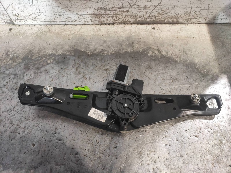 Recambio de elevalunas trasero derecho para bmw x1 (e84) xdrive 18d referencia OEM IAM 299029807 13262410 