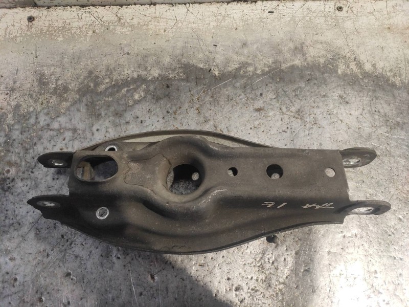 Recambio de brazo suspension inferior trasero izquierdo para bmw x1 (e84) xdrive 18d referencia OEM IAM   