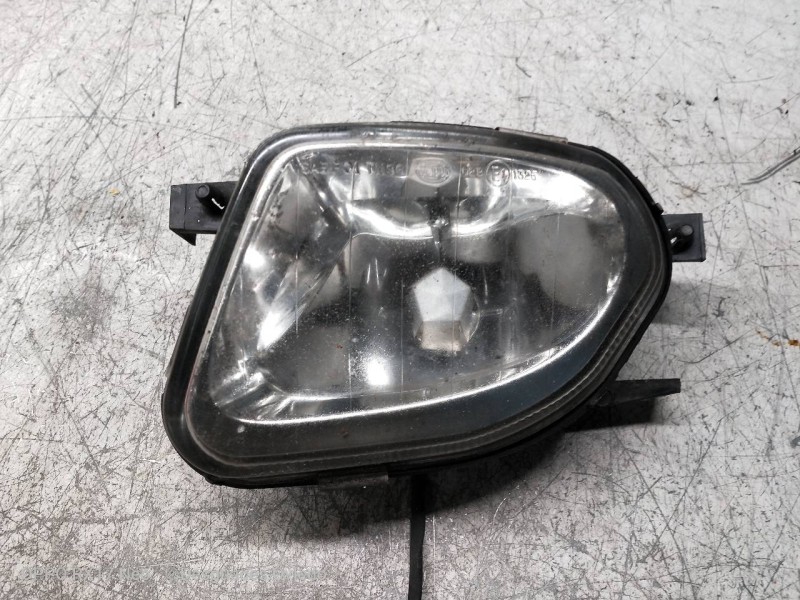 Recambio de faro antiniebla izquierdo para mercedes sprinterii caja cerrada (desde 01.06) 216 (906.613) referencia OEM IAM   