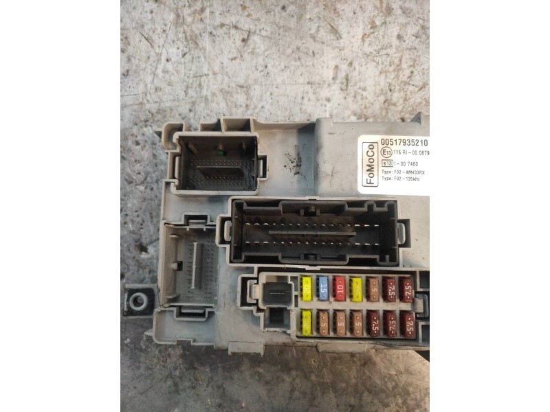 Recambio de caja reles / fusibles para ford ka (ccu) titanium+ referencia OEM IAM 00517935210 F02AM43RX 