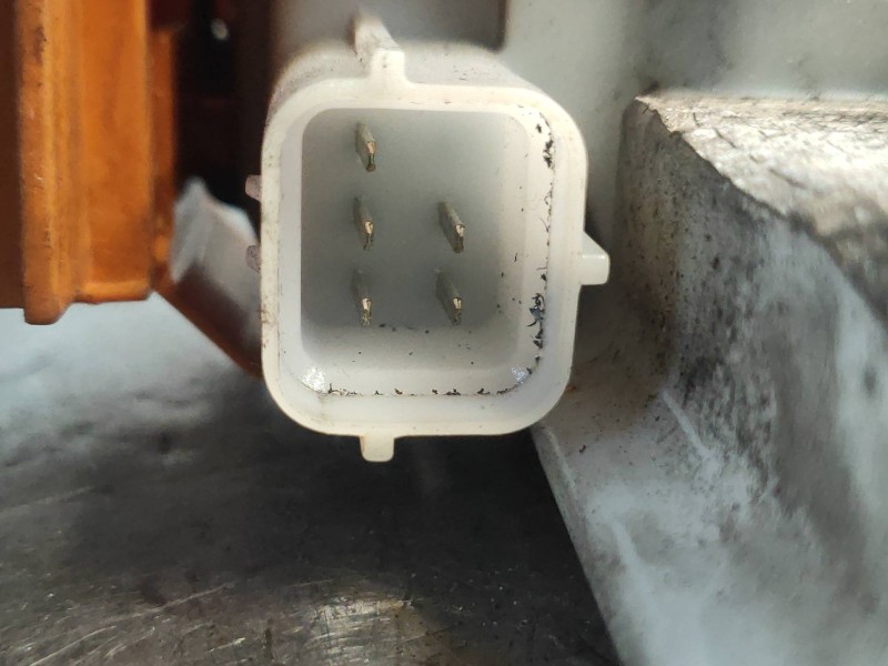 Recambio de motor cierre centralizado delantero izquierdo para ford ka (ccu) titanium+ referencia OEM IAM 51794369  