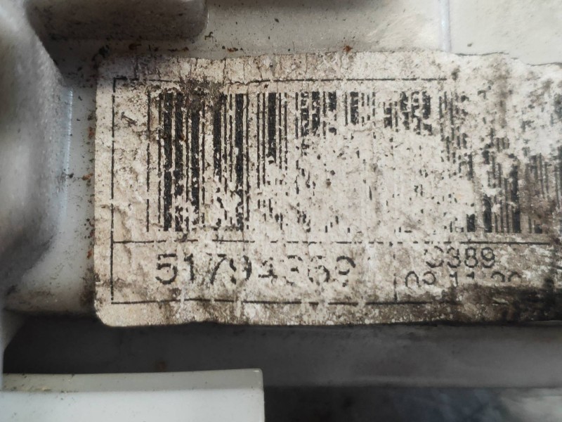 Recambio de motor cierre centralizado delantero izquierdo para ford ka (ccu) titanium+ referencia OEM IAM 51794369  