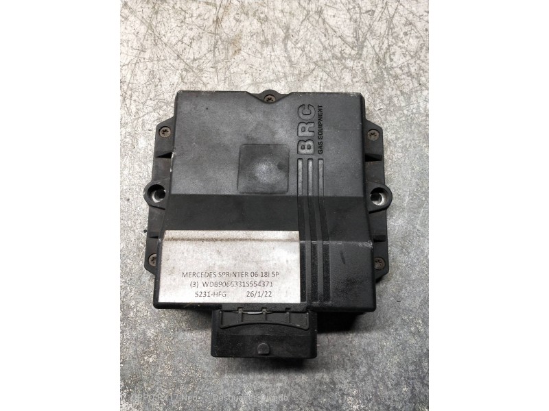Recambio de modulo electronico para mercedes sprinterii caja cerrada (desde 01.06) 216 (906.613) referencia OEM IAM 67R011002 11