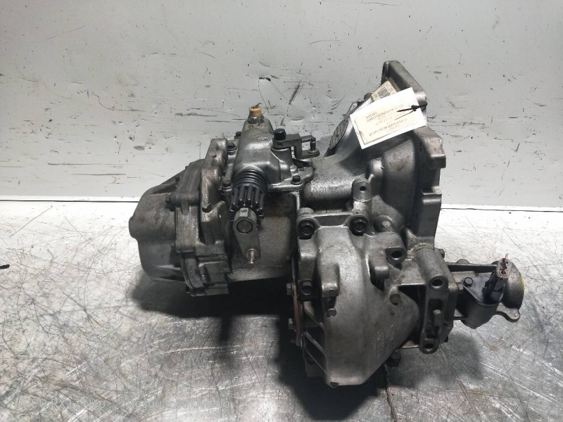 Recambio de caja cambios para chrysler voyager (gs) 2.4 cat referencia OEM IAM A598 4641750 N75030090002