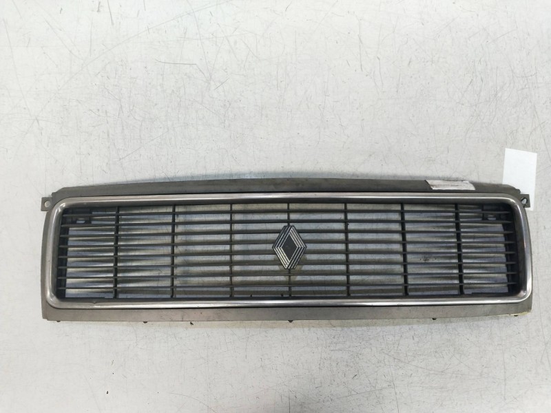 Recambio de rejilla delantera para renault 12 referencia OEM IAM   