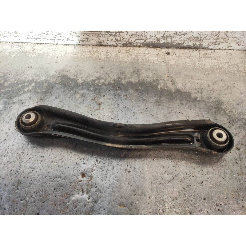 Recambio de brazo suspension superior trasero izquierdo para mercedes clase m (w166) ml 350 bluetec (166.004) referencia OEM IAM