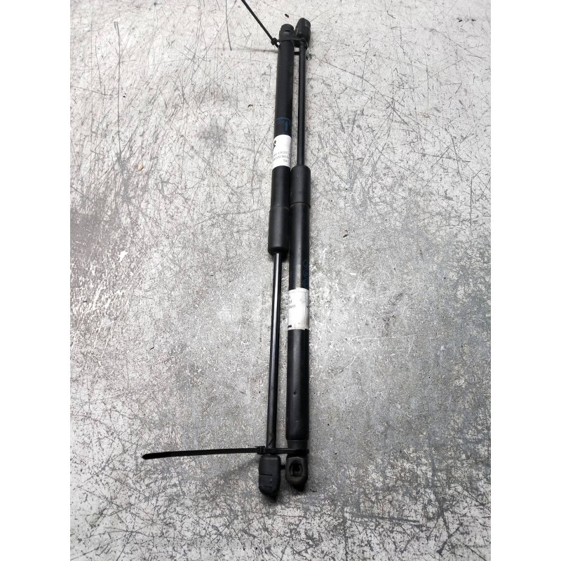Recambio de amortiguadores maletero / porton para opel astra j sports tourer 1.7 16v cdti referencia OEM IAM 93867088 5R 650N