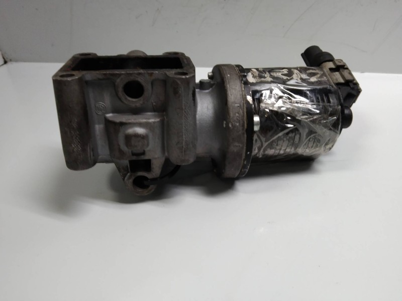 Recambio de valvula egr para alfa romeo 159 (140) 2.4 jtdm 20v ti referencia OEM IAM 55204250  