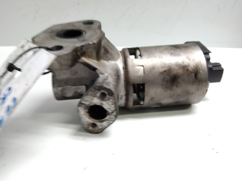 Recambio de valvula egr para chrysler 300 c 5.7 v8 hemi referencia OEM IAM 04593892AA   Recambio de valvula egr para chrysler 300 c 5.7 v8 hemi referencia OEM IAM 04593892AA