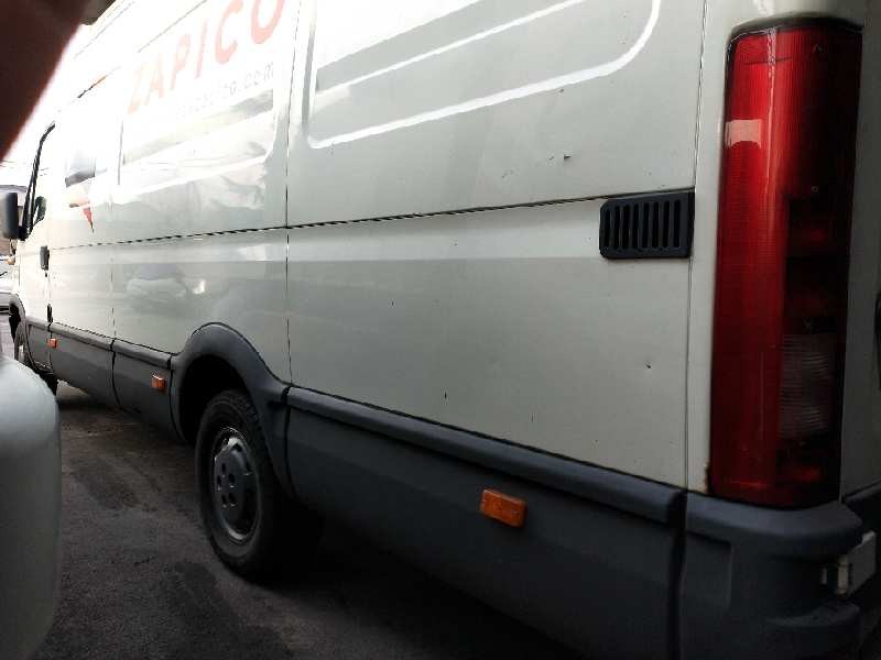 iveco daily caja cerrada (1999 =>) del año 2003