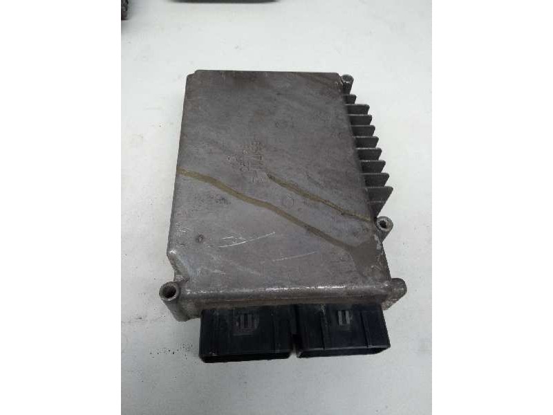Recambio de centralita motor uce para chrysler grand voyager referencia OEM IAM P04727215AF CBLAB 