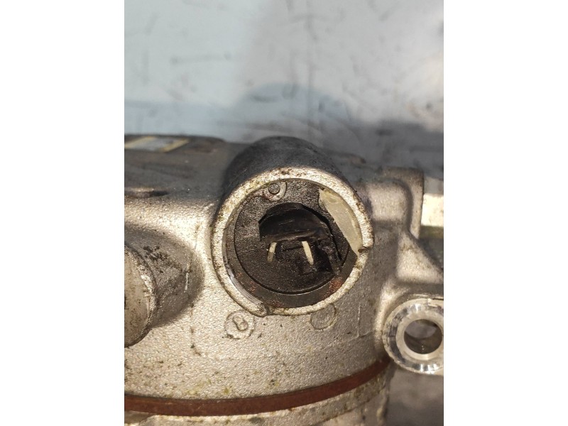 Recambio de compresor aire acondicionado para kia rio (yb) attract referencia OEM IAM 1E39E17000 7C1010351 