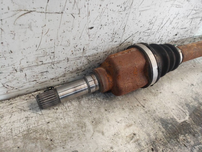 Recambio de transmision delantera derecha para peugeot 208 active referencia OEM IAM 9801611280  