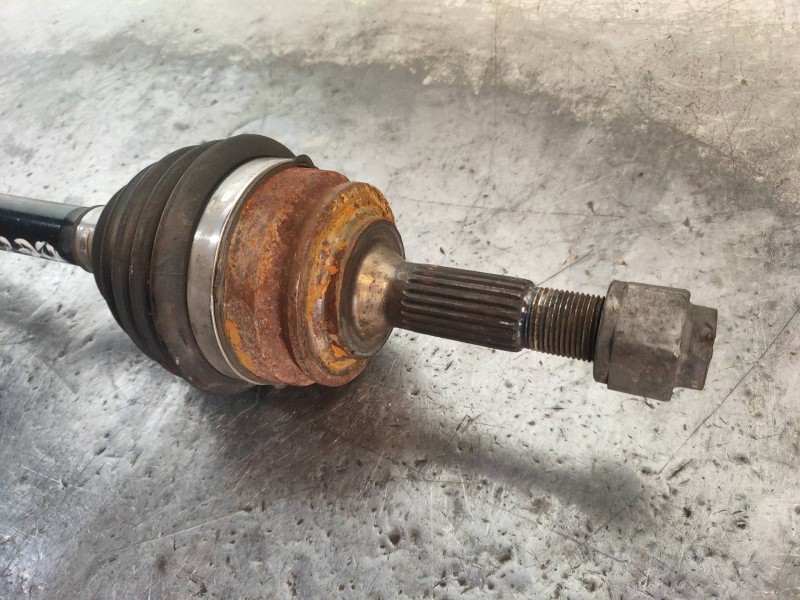 Recambio de transmision delantera izquierda para peugeot 208 active referencia OEM IAM 9803959580  