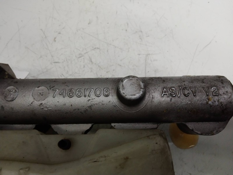 Recambio de bomba freno para jaguar xj6/12 3.6 referencia OEM IAM 74661708  