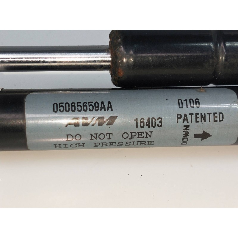 Recambio de amortiguadores maletero / porton para chrysler 300 c 3.0 crd referencia OEM IAM 05065659AA 04589589AA 