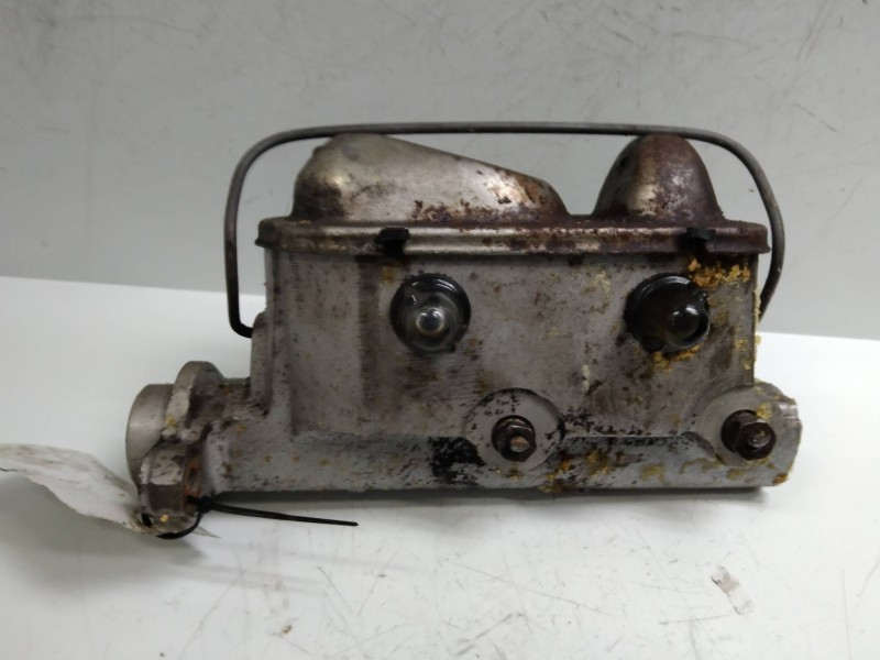 Recambio de bomba freno para jeep cherokee (xj) 2.1 turbodiesel referencia OEM IAM 229331  