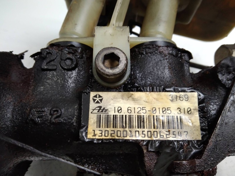 Recambio de bomba freno para chrysler jeep gr.cherokee (zj)/(z) 5.2 v8 cat referencia OEM IAM 1061250105310  