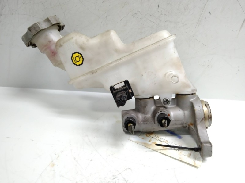 Recambio de bomba freno para kia rio 1.2 cat referencia OEM IAM   
