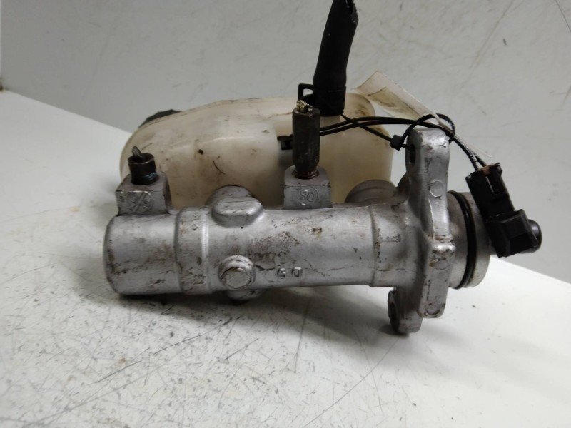 Recambio de bomba freno para kia sorento 2.5 crdi cat referencia OEM IAM   