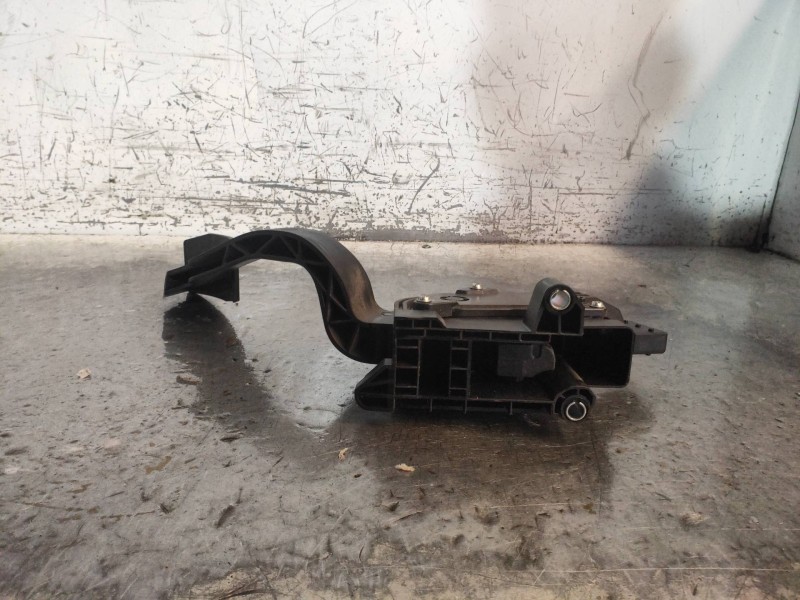 Recambio de potenciometro pedal para opel combo d kasten l2h1 2,4t referencia OEM IAM 0280755157 51831864 