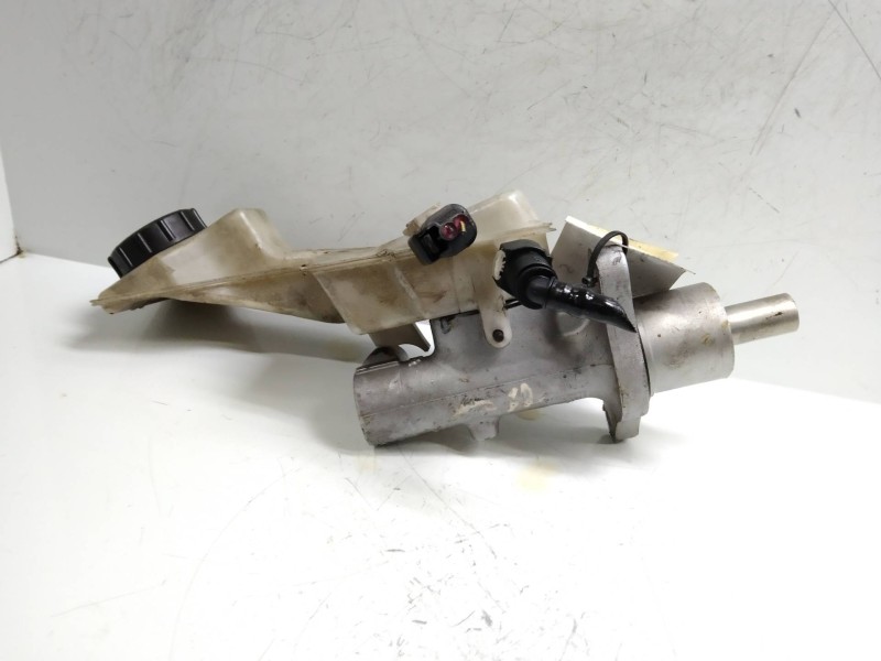 Recambio de bomba freno para mazda 3 berlina (bk) 1.6 cd diesel cat referencia OEM IAM   