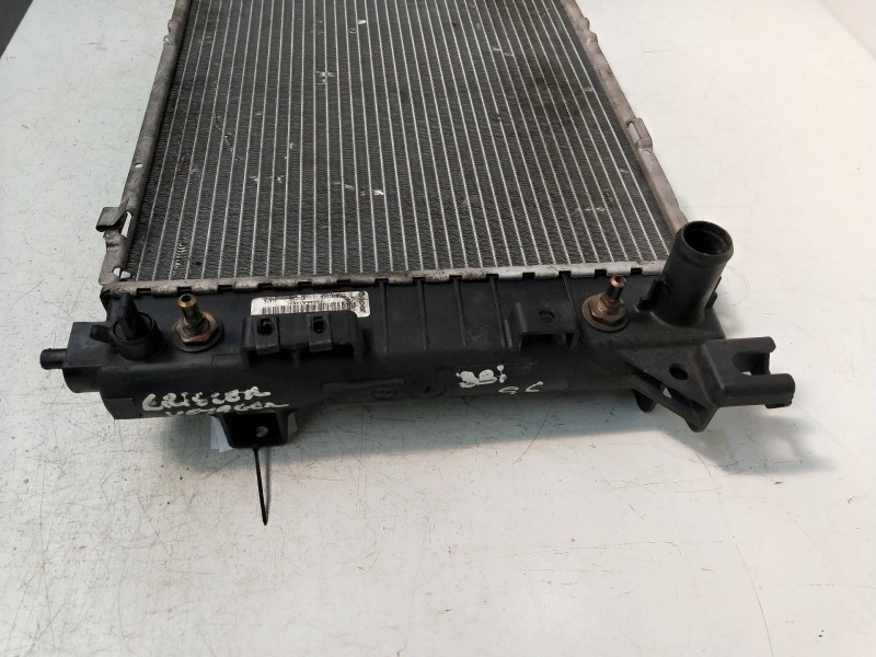 Recambio de radiador agua para chrysler grand voyager referencia OEM IAM   