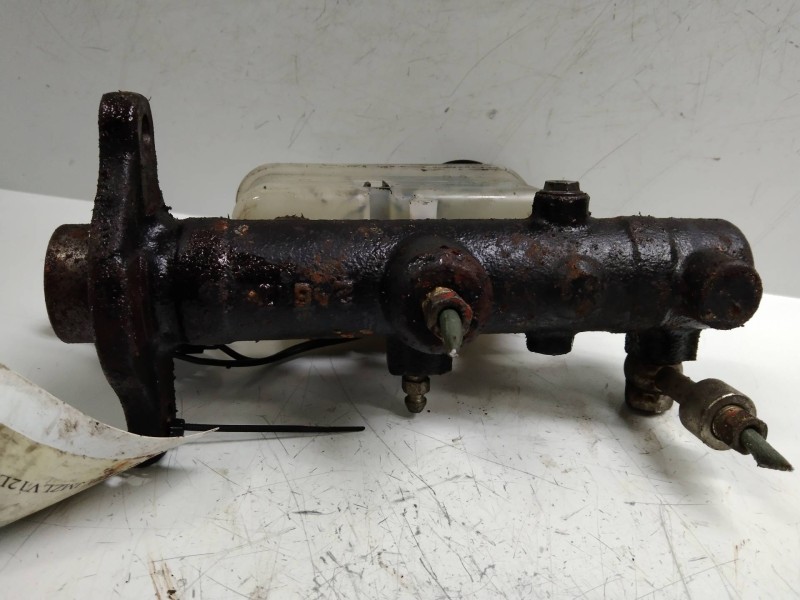 Recambio de bomba freno para mazda mpv (lv) 2.5 td glx referencia OEM IAM   