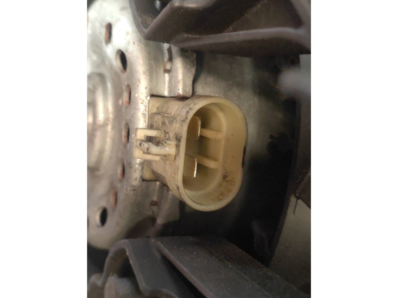 Recambio de electroventilador para opel combo d kasten l2h1 2,4t referencia OEM IAM 519673510  