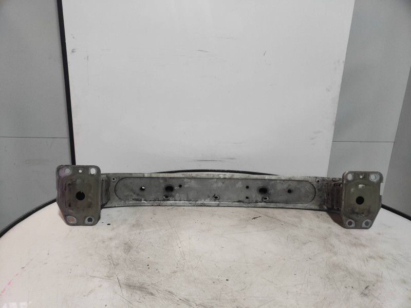 Recambio de refuerzo paragolpes delantero para opel combo d kasten l2h1 2,4t referencia OEM IAM   