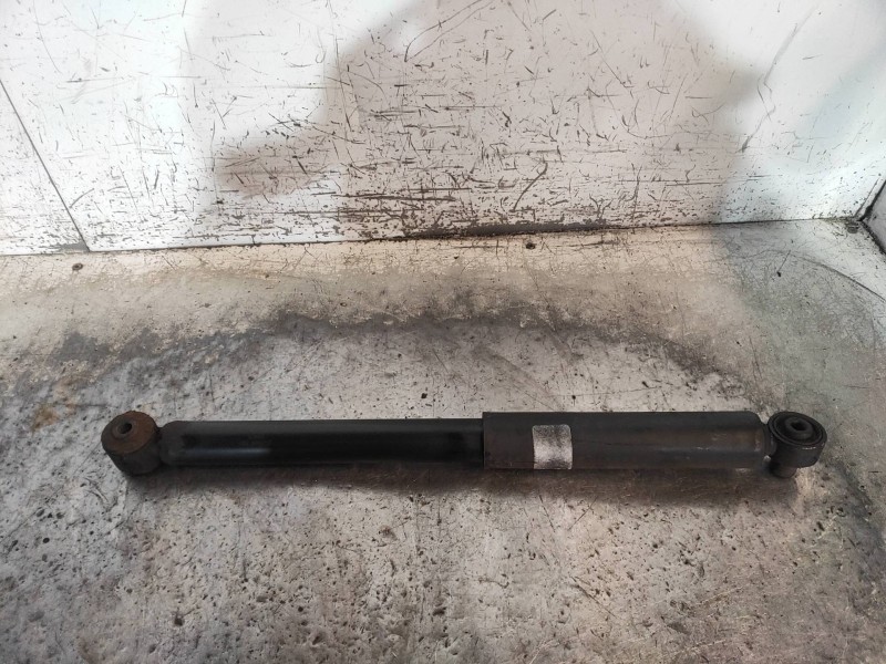 Recambio de amortiguador trasero derecho para opel combo d kasten l2h1 2,4t referencia OEM IAM   