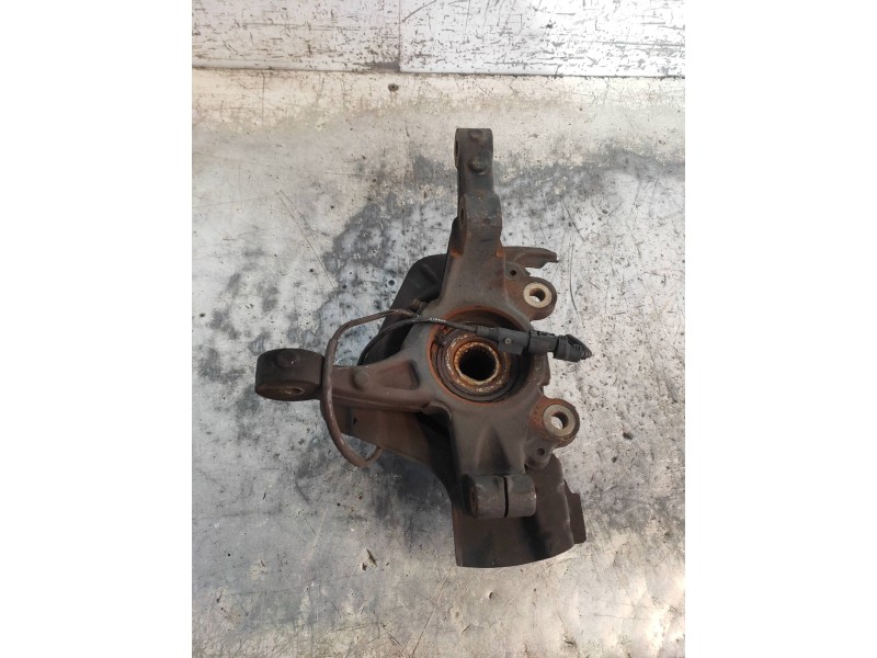 Recambio de mangueta delantera izquierda para opel combo d kasten l2h1 2,4t referencia OEM IAM   