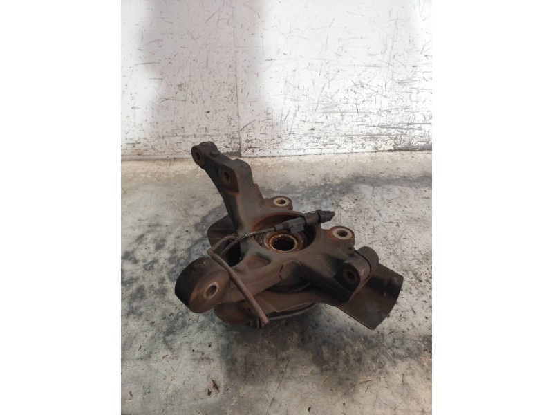 Recambio de mangueta delantera izquierda para opel combo d kasten l2h1 2,4t referencia OEM IAM   