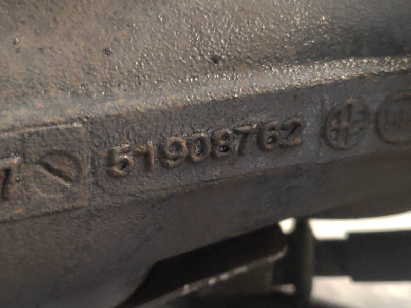 Recambio de mangueta trasera izquierda para opel combo d kasten l2h1 2,4t referencia OEM IAM 51908762  