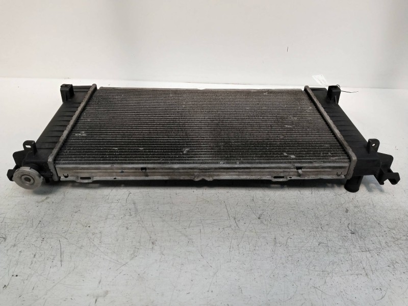 Recambio de radiador agua para chrysler grand voyager referencia OEM IAM   