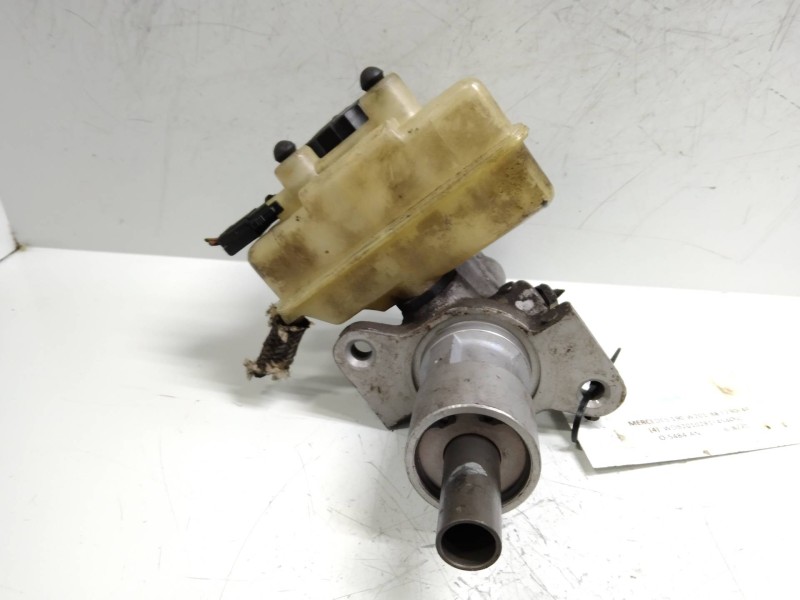 Recambio de bomba freno para mercedes clase c (w201) berlina 2.3 e 190 (201.028) referencia OEM IAM   