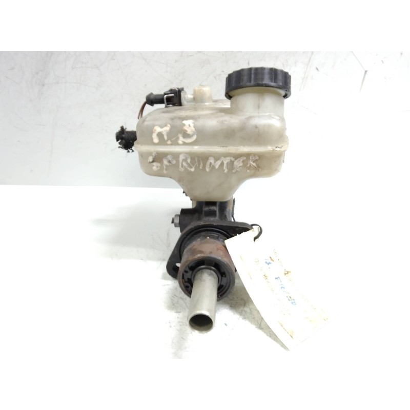 Recambio de bomba freno para mercedes sprinter 02.00  caja abierta, doble cab. 208 cdi (901.6/902.621-622) referencia OEM IAM A0