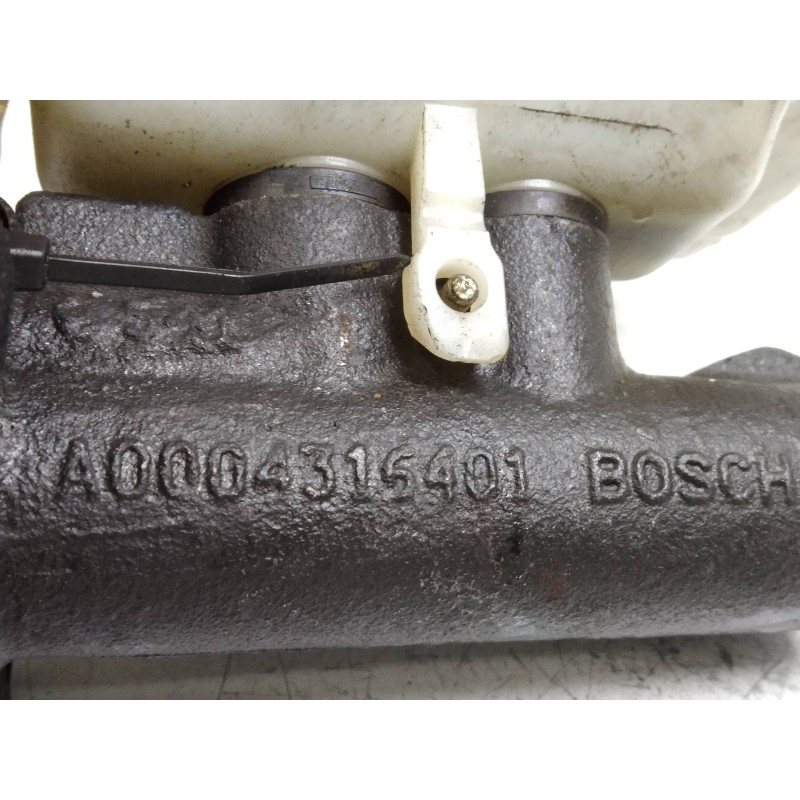 Recambio de bomba freno para mercedes sprinter 02.00  caja abierta, doble cab. 208 cdi (901.6/902.621-622) referencia OEM IAM A0