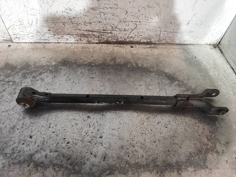 Recambio de brazo suspension inferior trasero izquierdo para opel combo d kasten l2h1 2,4t referencia OEM IAM   