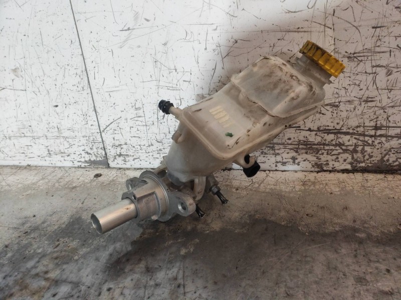 Recambio de bomba freno para opel combo d kasten l2h1 2,4t referencia OEM IAM 0204W58352  
