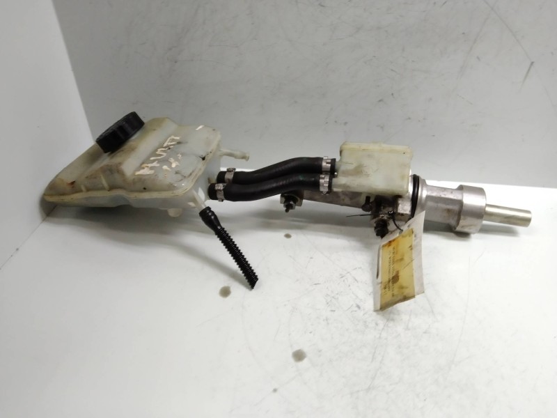 Recambio de bomba freno para mercedes vito mixto 06.2003 referencia OEM IAM A0004316901  