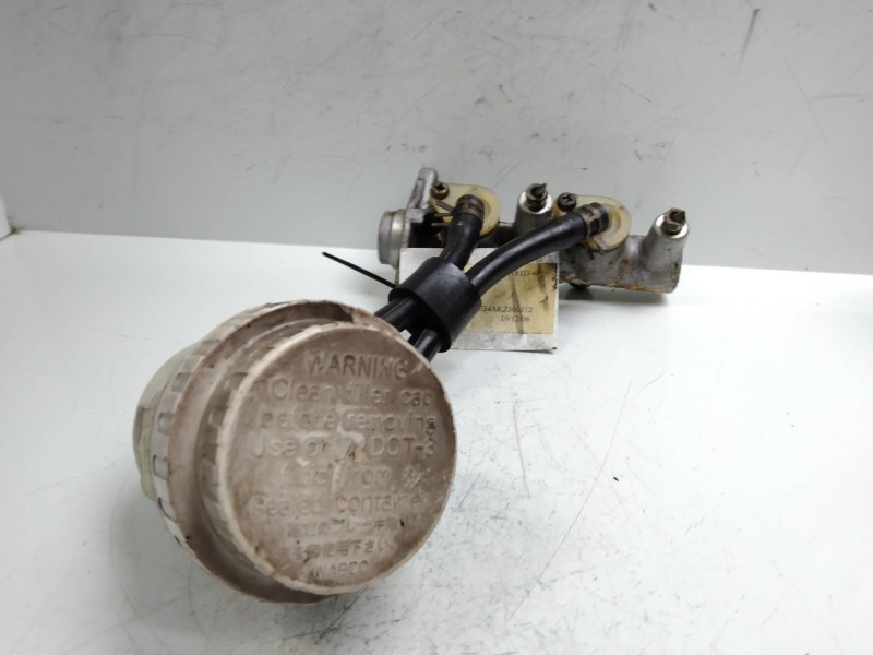 Recambio de bomba freno para mitsubishi galant berlina (e30) 1.8 turbodiesel referencia OEM IAM   