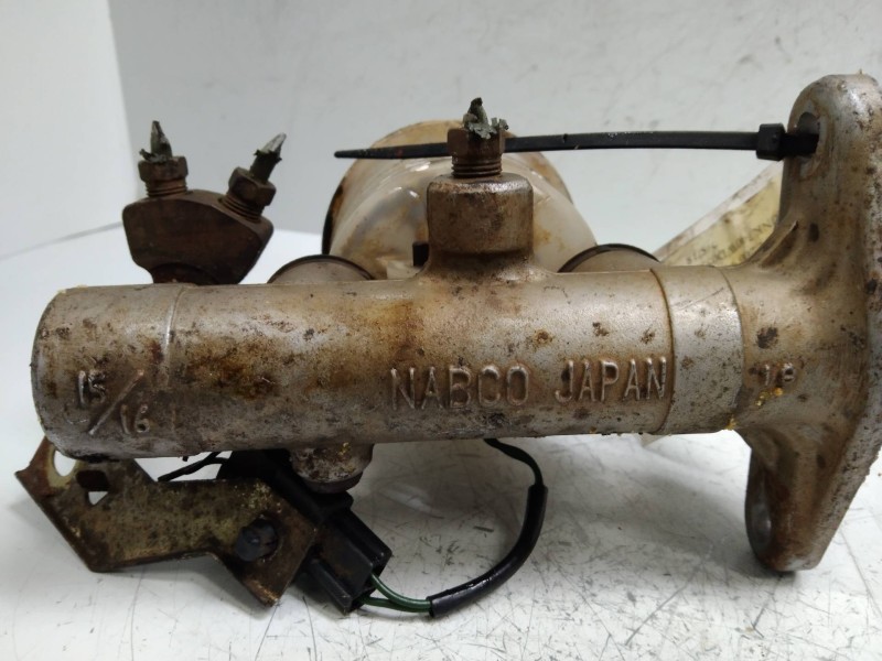 Recambio de bomba freno para mitsubishi l 200 (k6/7) 2.5 turbodiesel referencia OEM IAM   