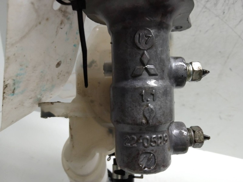 Recambio de bomba freno para mitsubishi outlander (cw0) 2.0 di-d invite referencia OEM IAM 220529   Recambio de bomba freno para mitsubishi outlander (cw0) 2.0 di-d invite referencia OEM IAM 220529